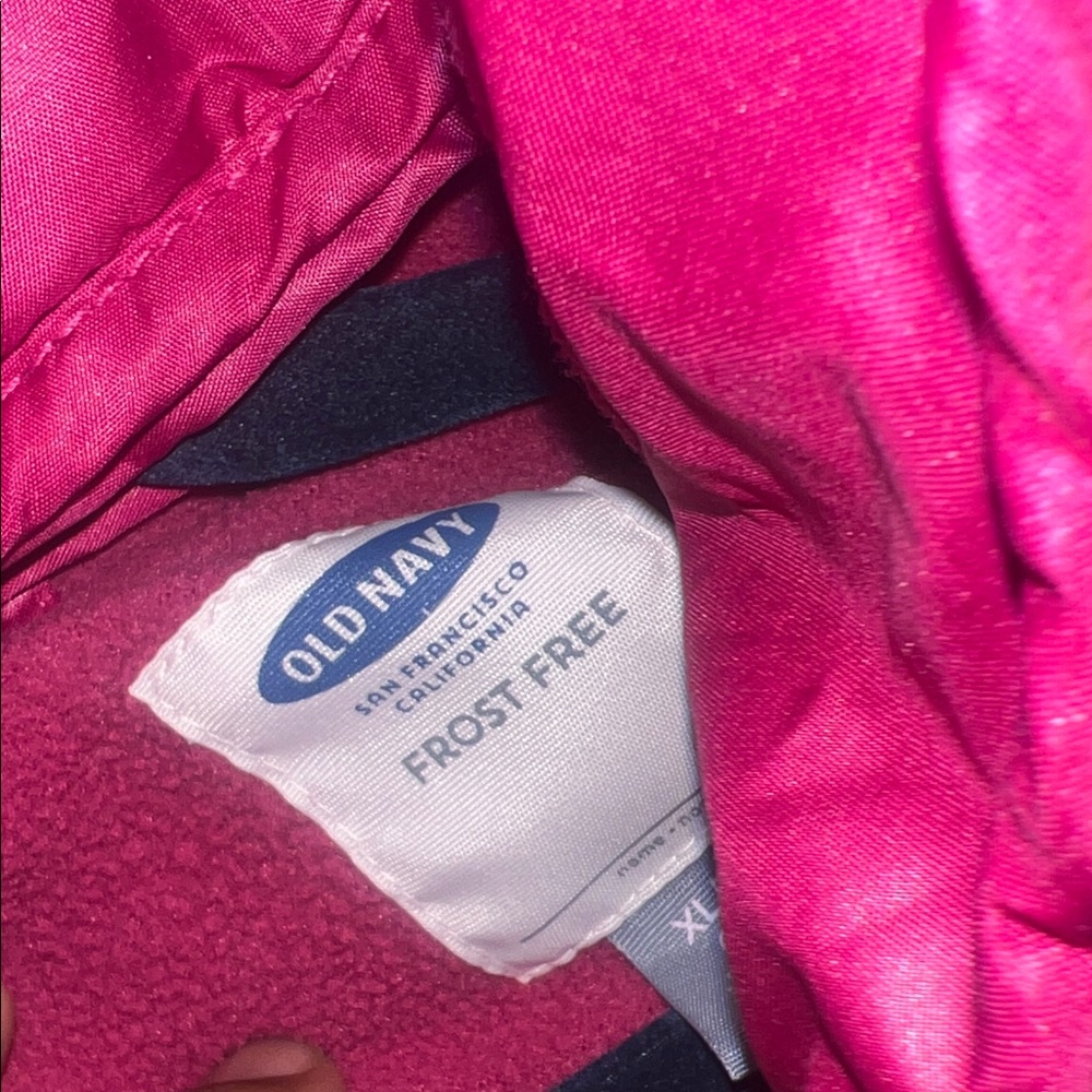 Girls Old Navy Fuchsia Puffer Jacket size 14 - Picture 2 of 8